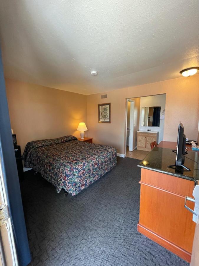 American 2* Council Bluffs