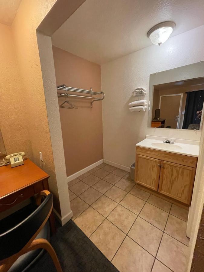 American Motel 2*