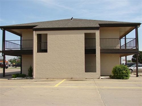 American 2* Council Bluffs